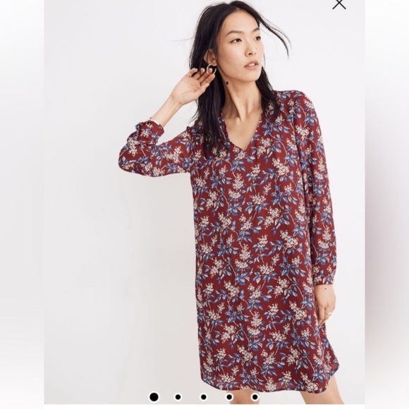 Madewell Dresses & Skirts - Madewell Red Floral V-Neck Long Sleeve Dress